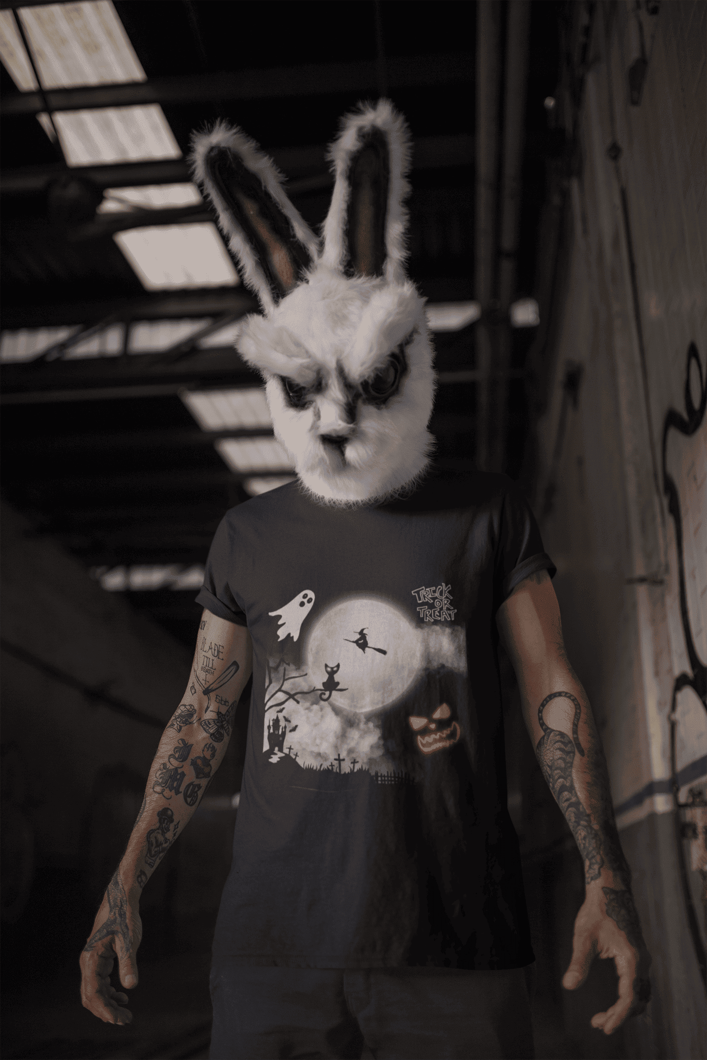 Halloween T-shirt (Unisex)